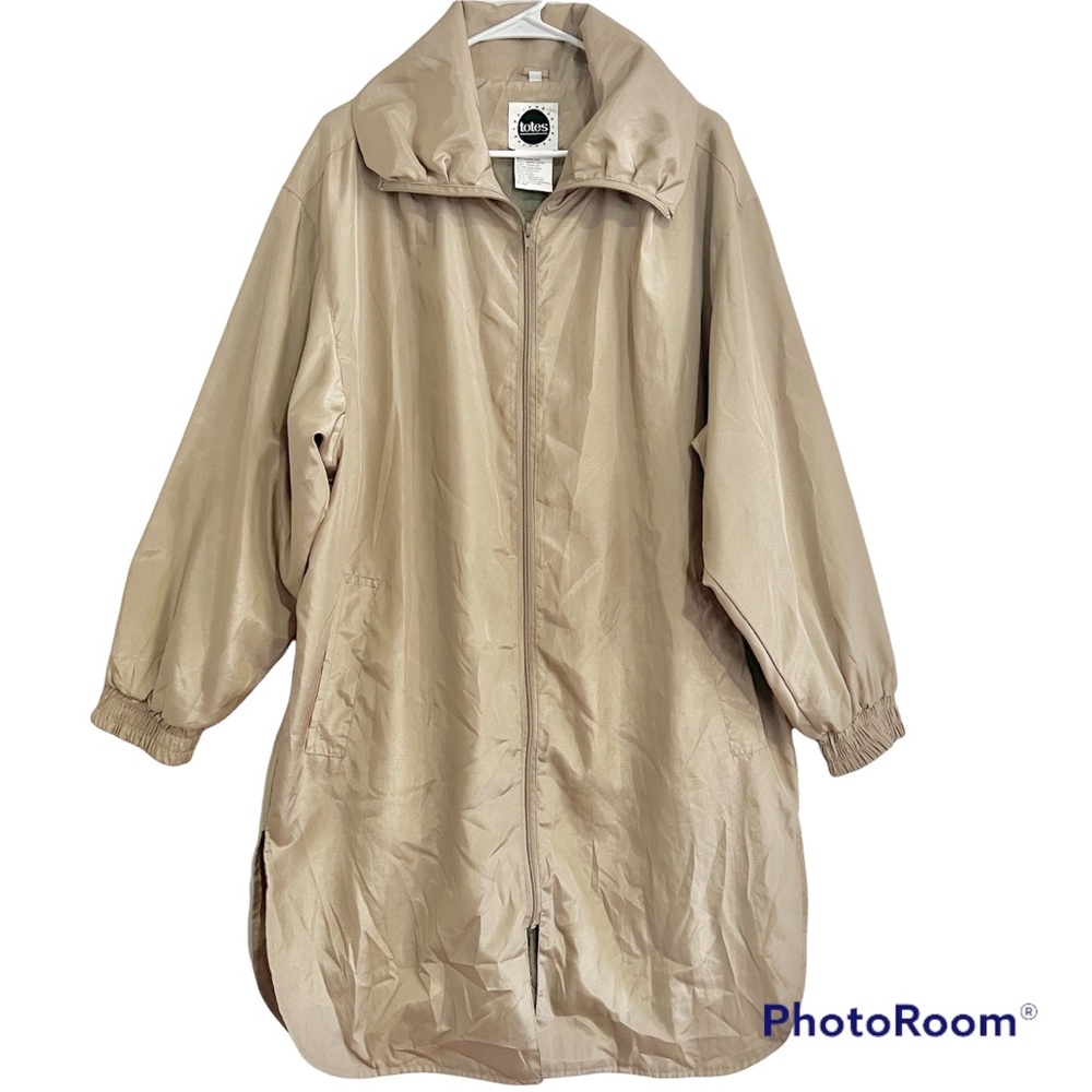 Totes Rain Wear Women's Lightweight Tan Raincoat Size: M *But fits like an XL